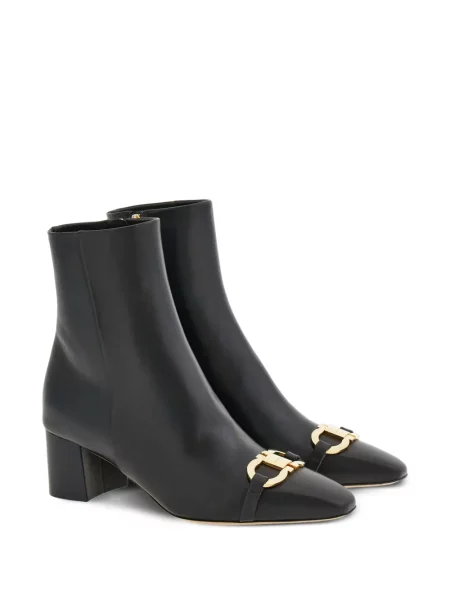 Cizme scurte Ferragamo din piele cu cataramă negru