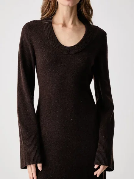 Tommy Hilfiger рокля тип пуловер с вълна кафяво