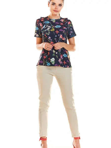 Bluzka Infinite You w kwiatki czarna