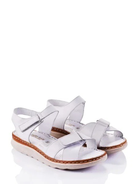 Кожаные босоножки Derisan белые