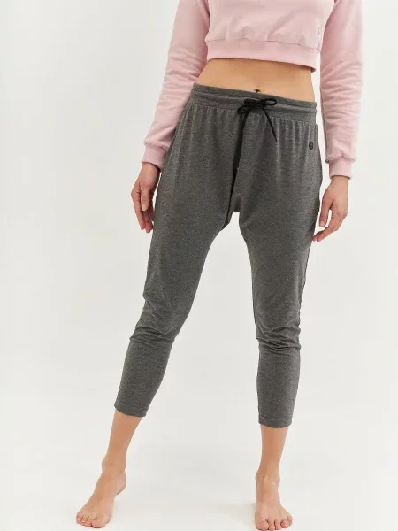 Spodnie do jogi Moonholi Cosmic Cropped Track Pants z obniżonym krokiem szare