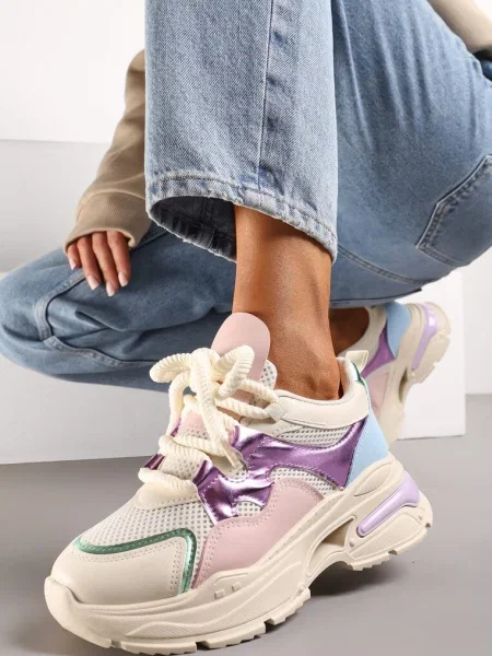 Sneakers pe Platformă cu Decolteu și Șireturi Groase Bosylia bej