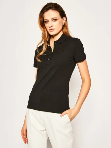Тениска Lacoste дамска с яка тип Peter Pan черно