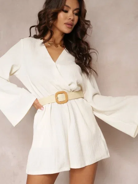 Salopetă cu Decolteu Petrecut și în Talie Acalio albă