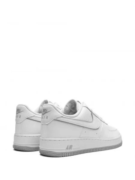 Retro stiliaus sportbačiai Nike Air Force 1 balta