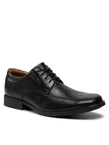 Ilgaauliai batai Clarks juoda