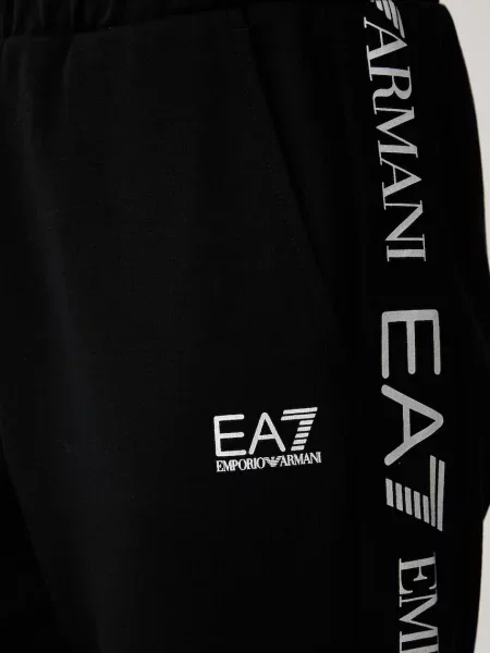 Emporio Armani melegítő szett női fekete