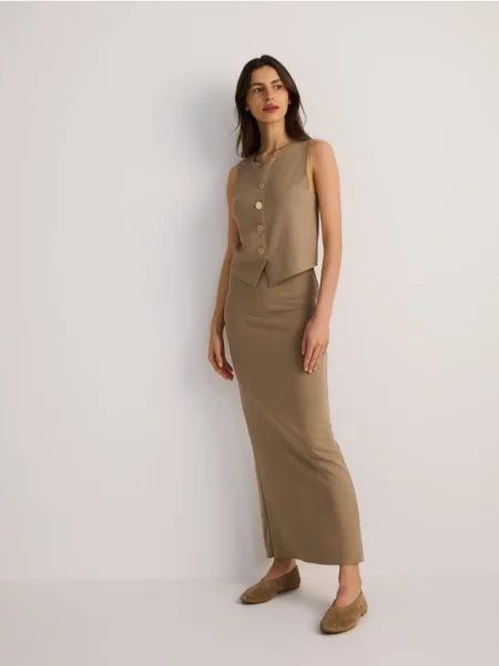 Трикотажная юбка Reserved бежевая