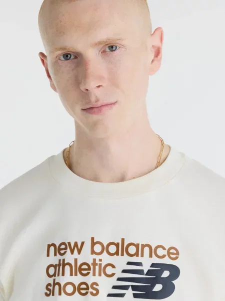 Футболка New Balance з лого біла