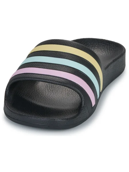 Šľapky Adidas čierna