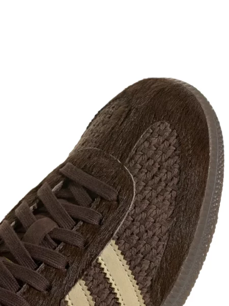 Decupat top Adidas maro