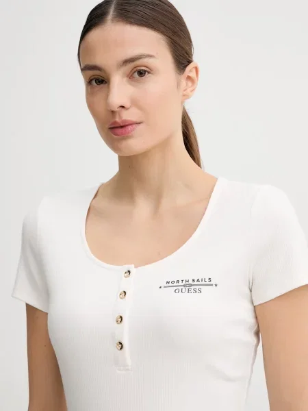 Футболка Guess