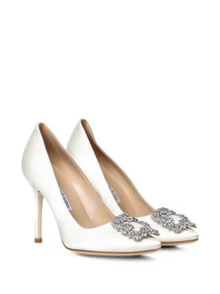 Pantofi cu toc Manolo Blahnik cu cataramă alb