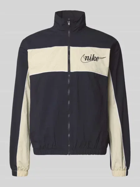Krój regular fit kurtka treningowa z logo Nike czarna