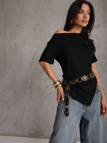 Asymetryczna Bluzka z z Krótkim Rękawem Zdobiona Marszczeniem Undishi czarna