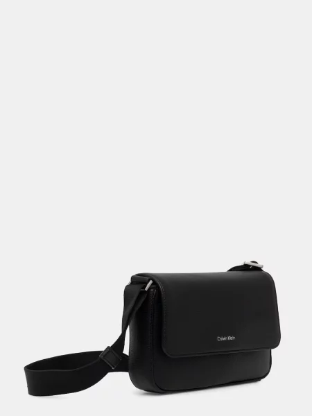Calvin Klein Geantă Raised Small Flap Messenger negru