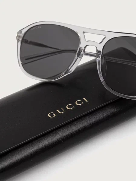Солнцезащитные очки Gucci