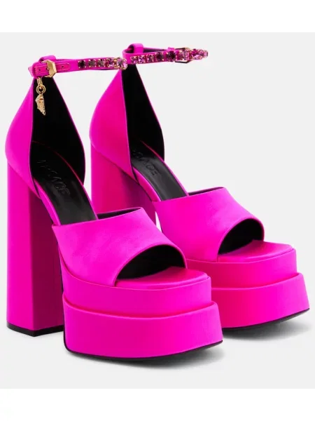 Sandale Versace din satin cu platformă roz