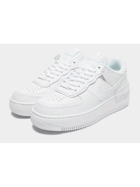 Nike Sportswear Tenisky Shadow' bílá