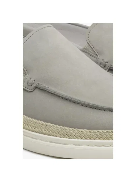 Велюровые мокасины Estro без шнуровки серые