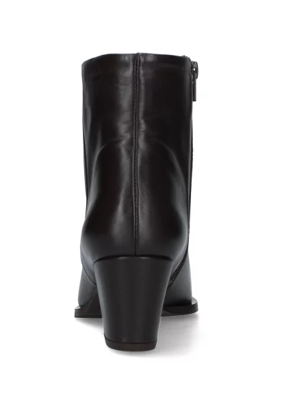 Pantofi Anita maro