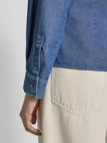 Bluzka jeansowa o kroju relaxed fit z kieszenią na piersi model ‘NETTARE’ Weekend Max Mara niebieska
