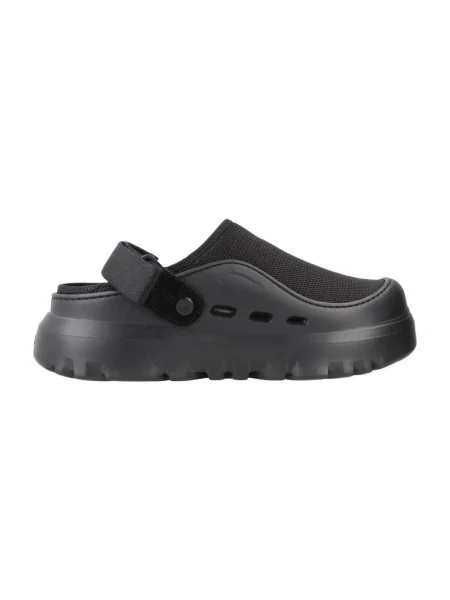 Papuci Ugg negru