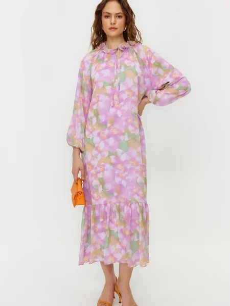 Rochie Trendyol din șifon cu model floral roz
