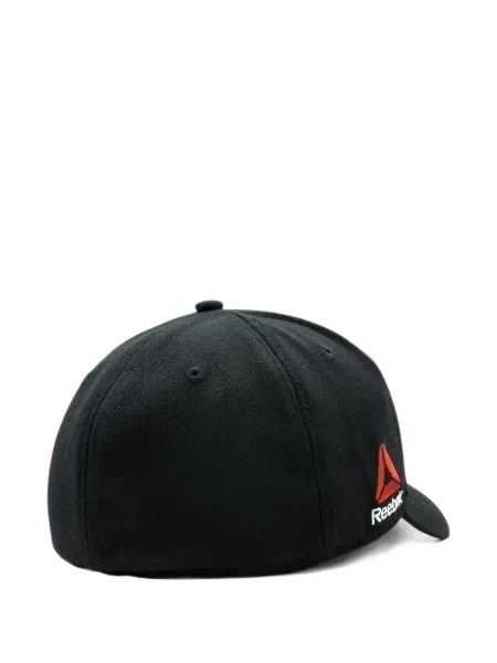 Șapcă Reebok negru