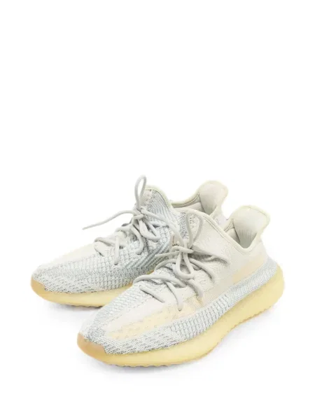 Sneakerși Adidas Yeezy alb