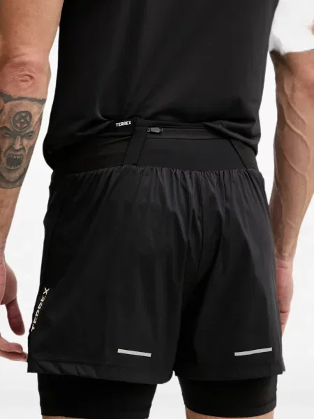 Ριγέ τρέξιμο μπουφάν Adidas με αυτόγραφο καφέ
