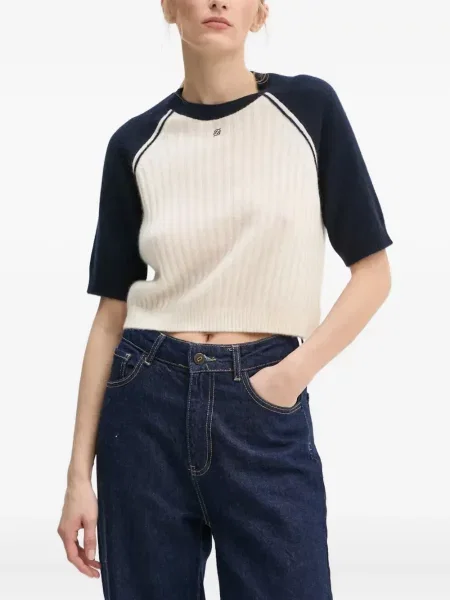 Top From Future din cașmir