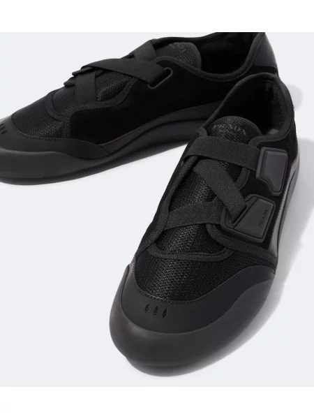 Sneakerși Prada din piele negru
