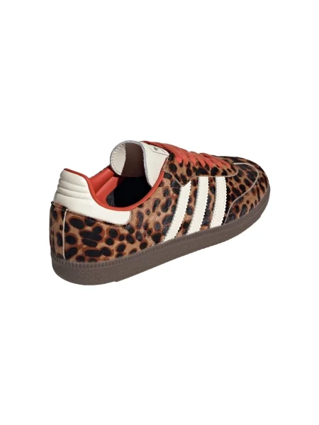 Pantofi Adidas maro
