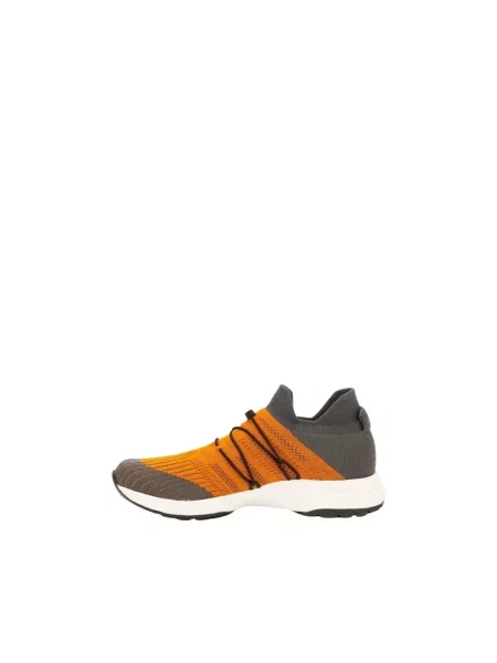 Sneakersy Uyn