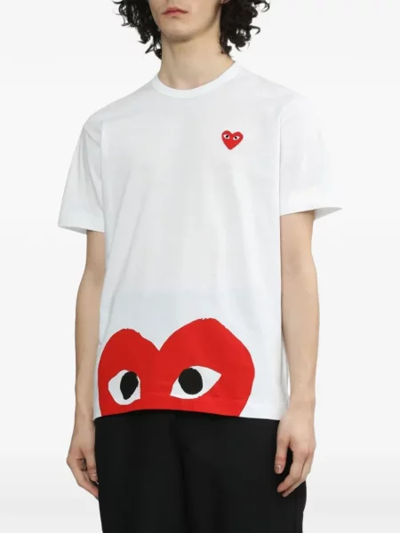 Tricou Comme Des Garcons Play cu imagine cu motiv cu inimi alb