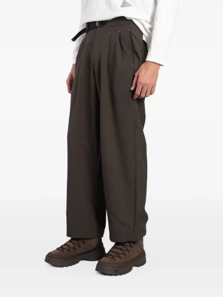 Cu centură pantaloni And Wander maro