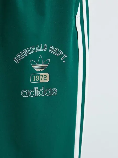 Спортивні штани adidas Originals OG Dept Tp з принтом зелений