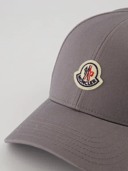 Șapcă Moncler gri