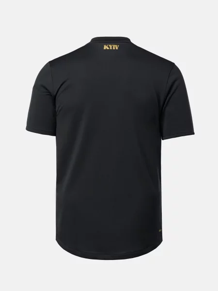 Футболка New Balance чорна