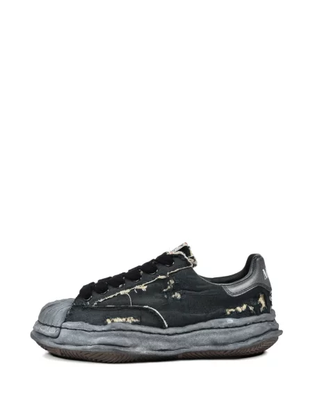 Sneakerși Maison Mihara Yasuhiro rupți din canvas negru