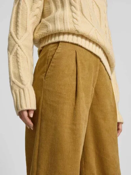 Spodnie sztruksowe rozkloszowane o nowoczesnym kroju z wysokim stanem Style Icon Collection