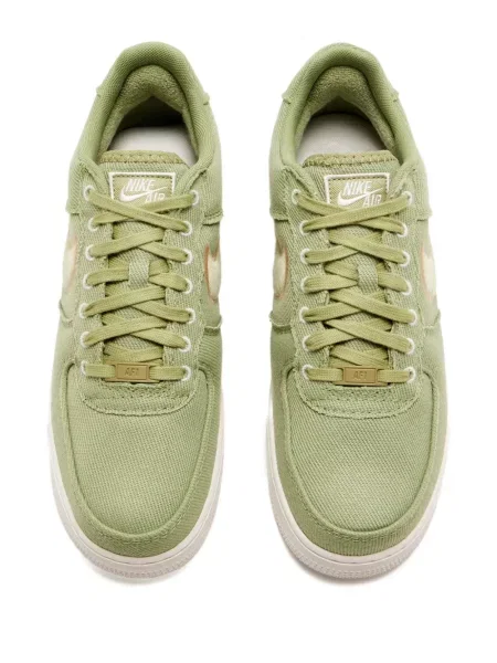 Sneakerși Nike Air Max cu șireturi din dantelă cu broderie roz