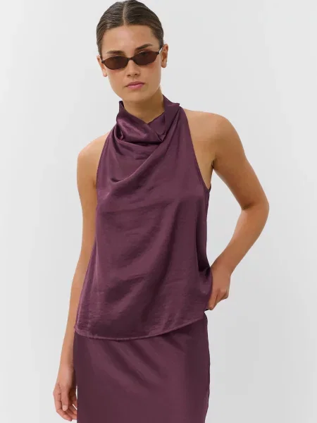Top Soaked In Luxury fialový