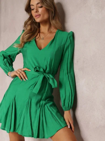 Rochie Cloș Mini cu Legătură în Talie Evyna verde