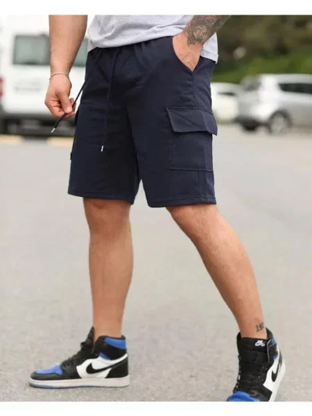 Pantaloni cargo Dewberry scurte negru