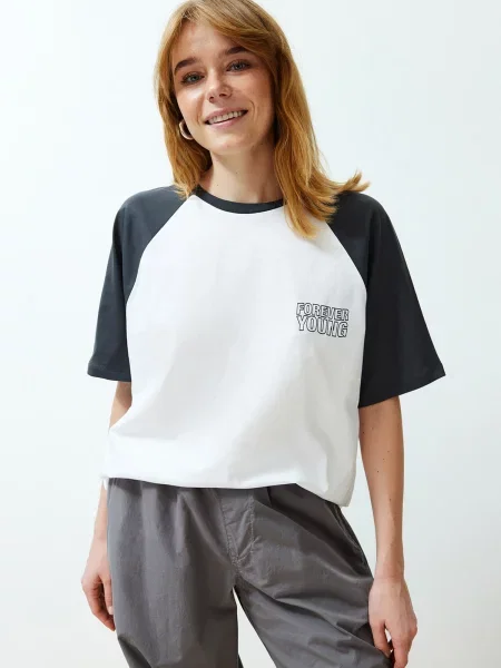 Trendyol Tricou gri închis alb