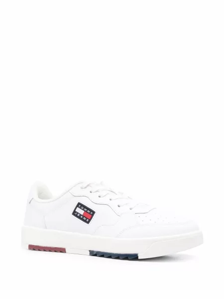Nėriniuotos sportbačiai Tommy Jeans su raišteliais balta