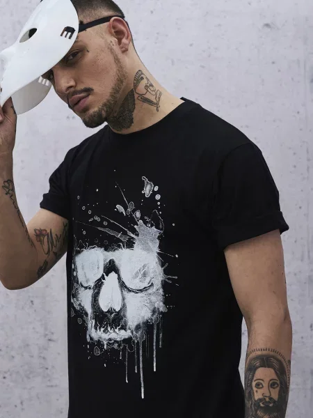 Тениска Mister Tee черно