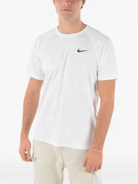 Scurt chiloți Nike cu imagine cu model floral negru